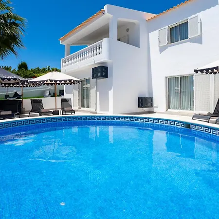 Alma Invicta Вилла *