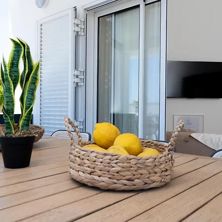 Alma Invicta Вилла