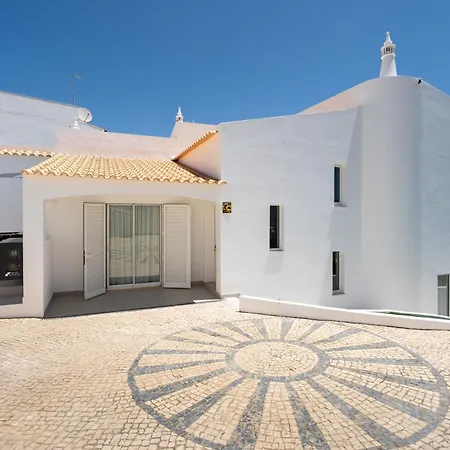 Villa Alma Invicta *