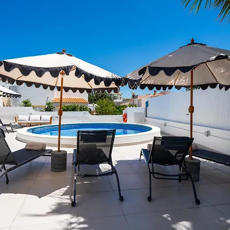 Villa Alma Invicta *