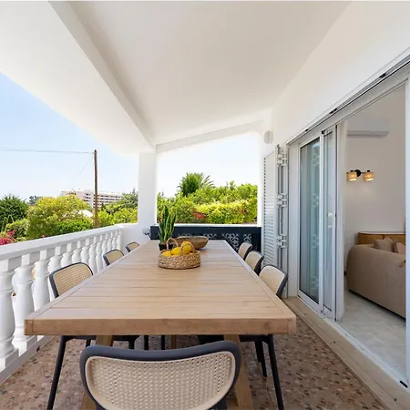 فيلة Alma Invicta *