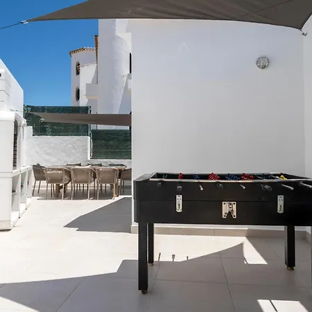 فيلة Alma Invicta